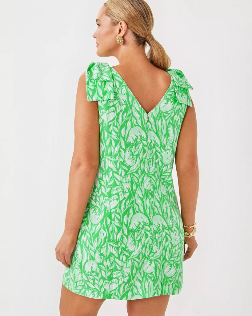 Carmine Shift DressHeartland Retail ItemsLILLY PULITZERThe Printed Peach Savannah