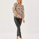 Haida Eyelet TopWomens - Tops - BlousesLILLY PULITZERThe Printed Peach Savannah