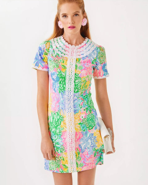 Mila Short Sleeve Shift DressHeartland Retail ItemsLILLY PULITZERThe Printed Peach Savannah