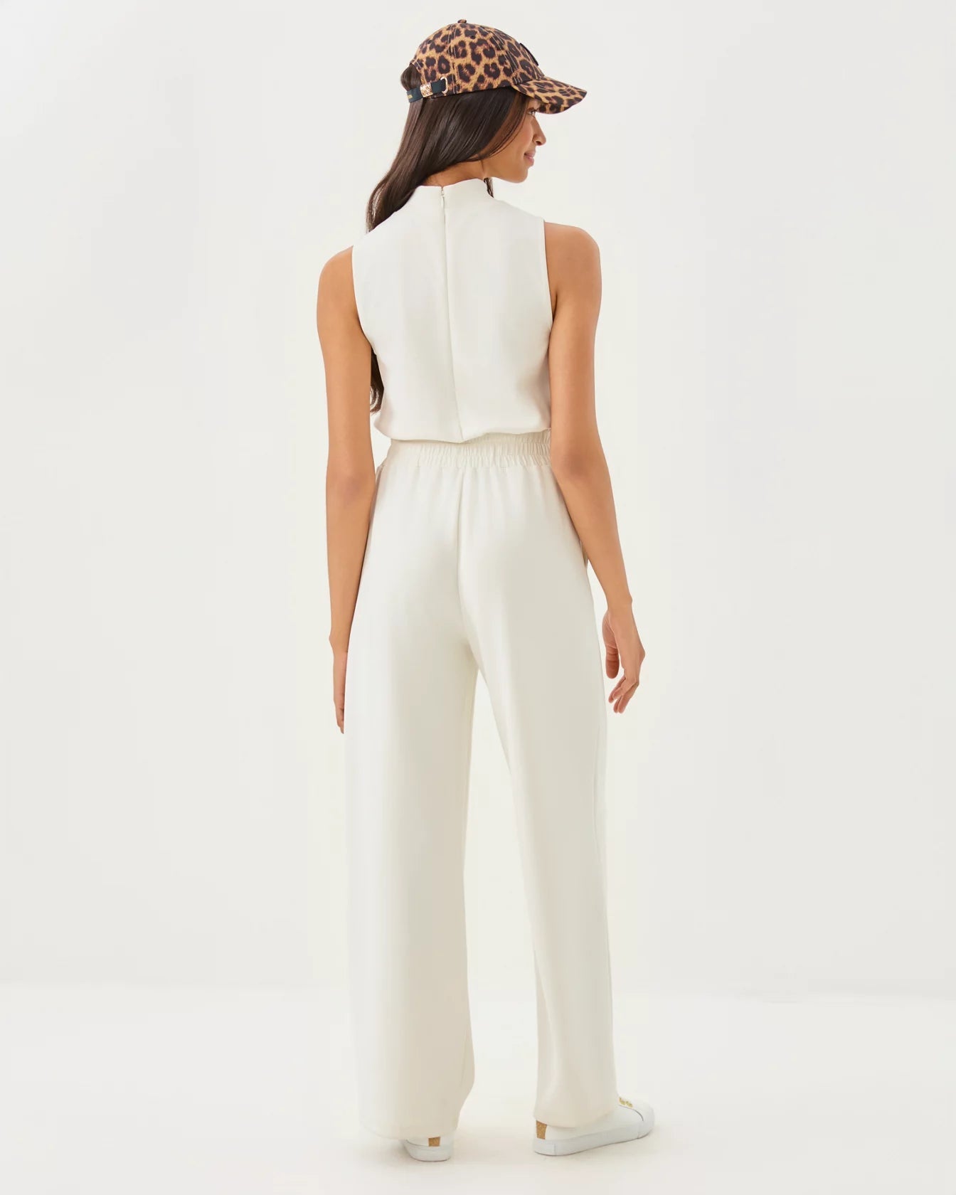 UPF 50+ Amore JumpsuitWomen - Rompers & Jumpsuits - JumpsuitsLILLY PULITZERThe Printed Peach Savannah