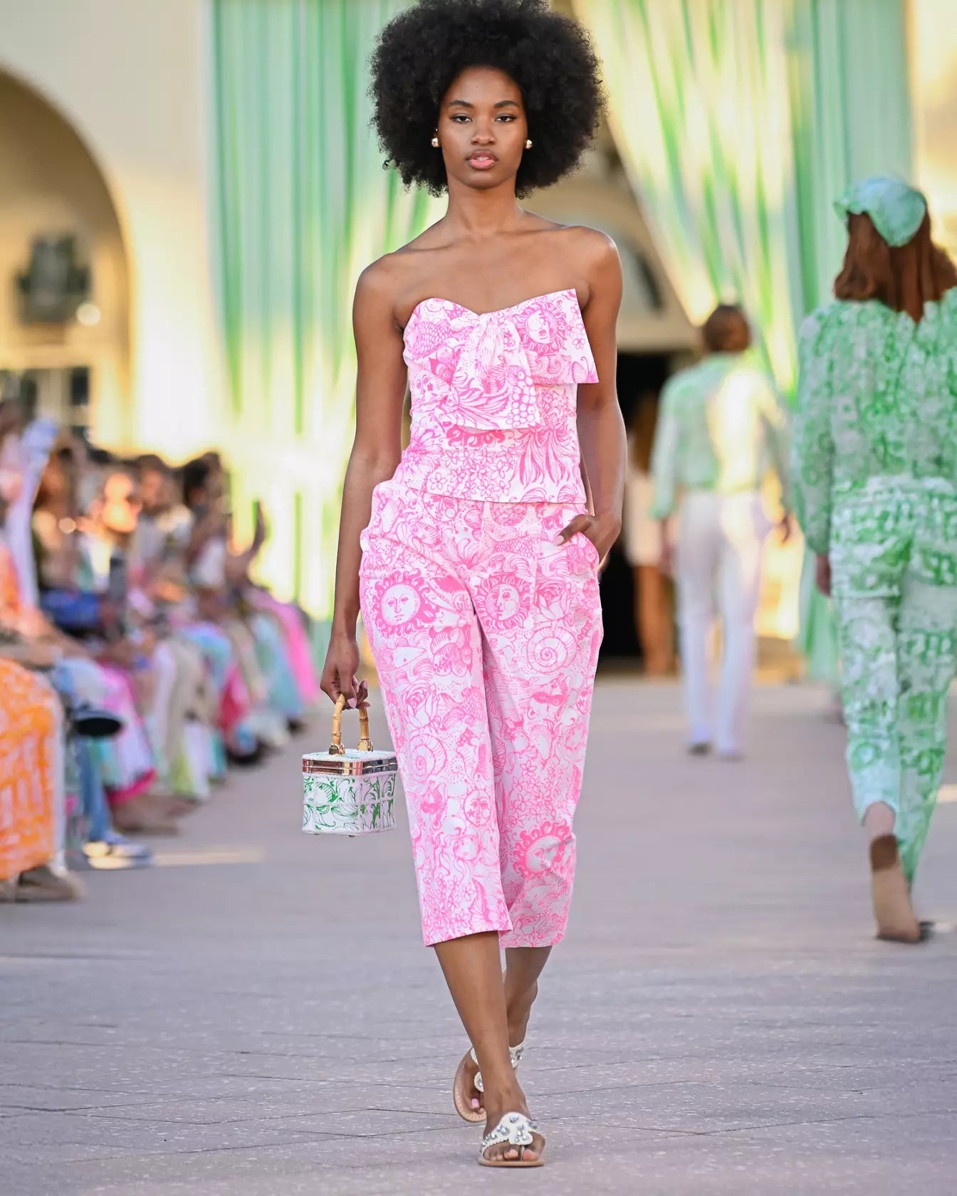 25" Mandalay Wide Leg Crop PantWomen - Bottoms - PantsLILLY PULITZERThe Printed Peach Savannah