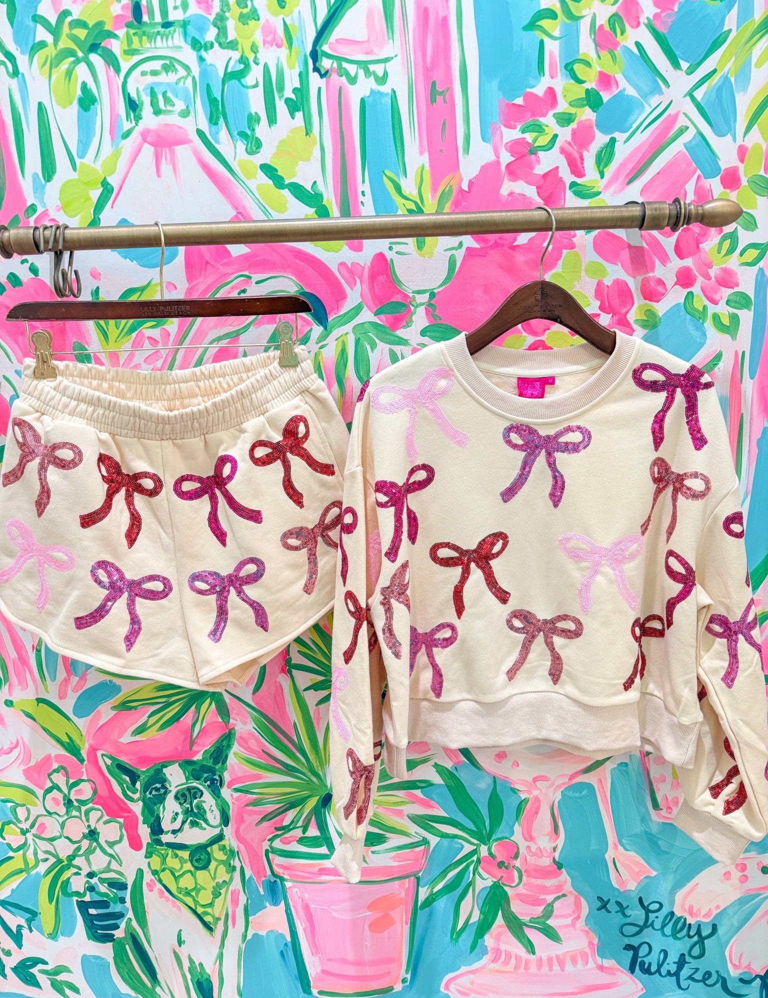 Beige, Pink & Red Bow ShortQueen of SparklesThe Printed Peach Savannah