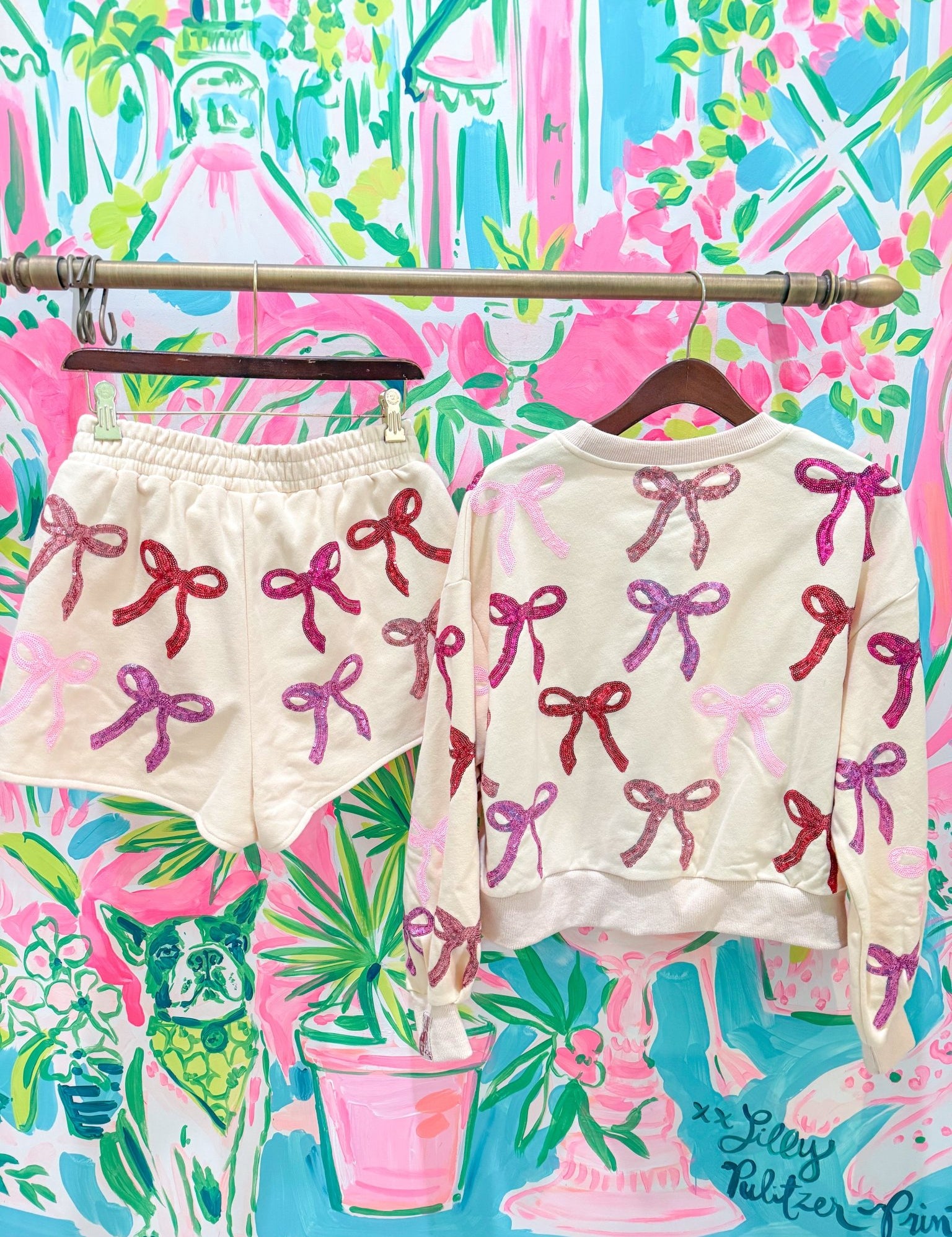 Beige, Pink & Red Bow ShortQueen of SparklesThe Printed Peach Savannah