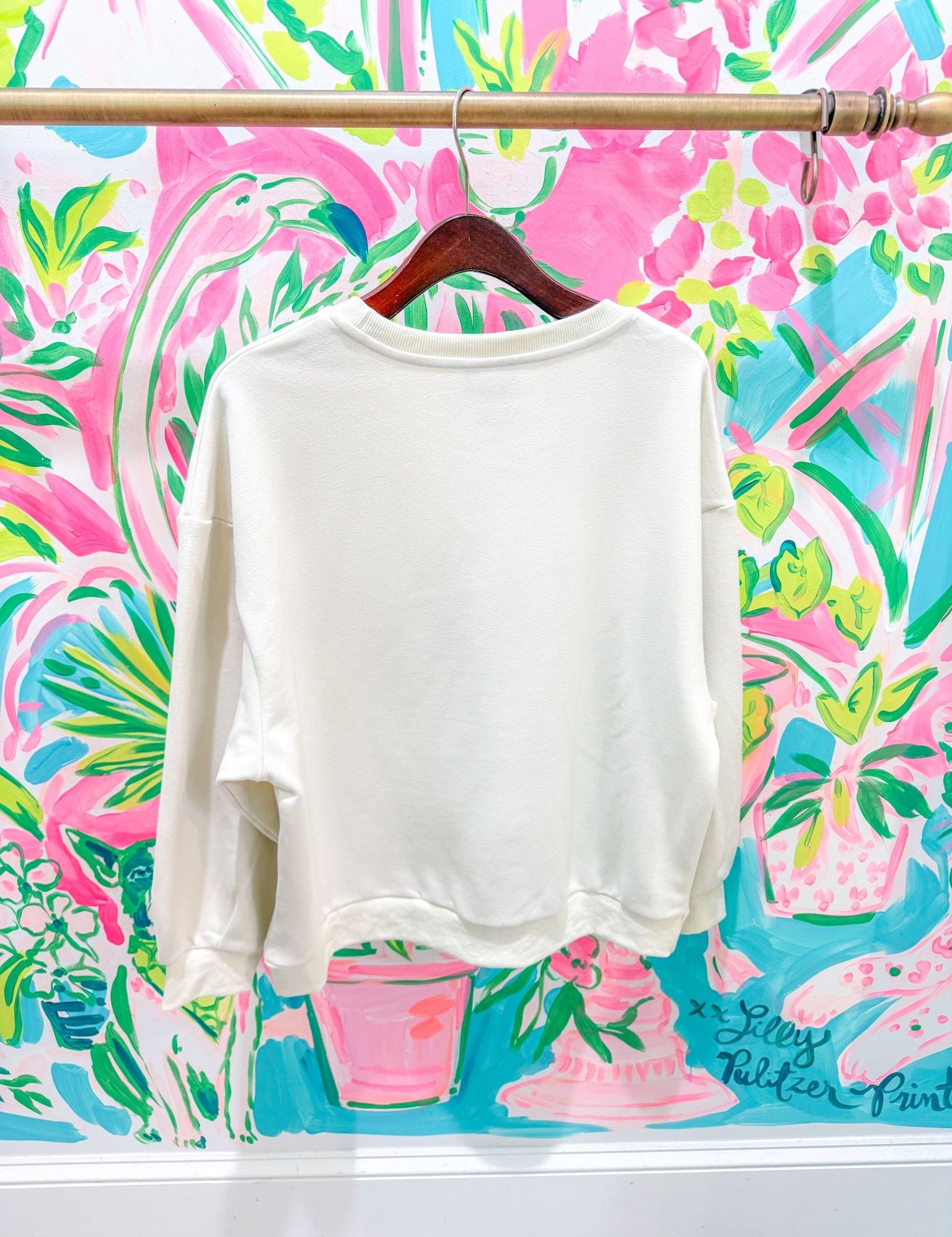 Beige 'Savannah' City Icon SweatshirtQueen of SparklesThe Printed Peach Savannah