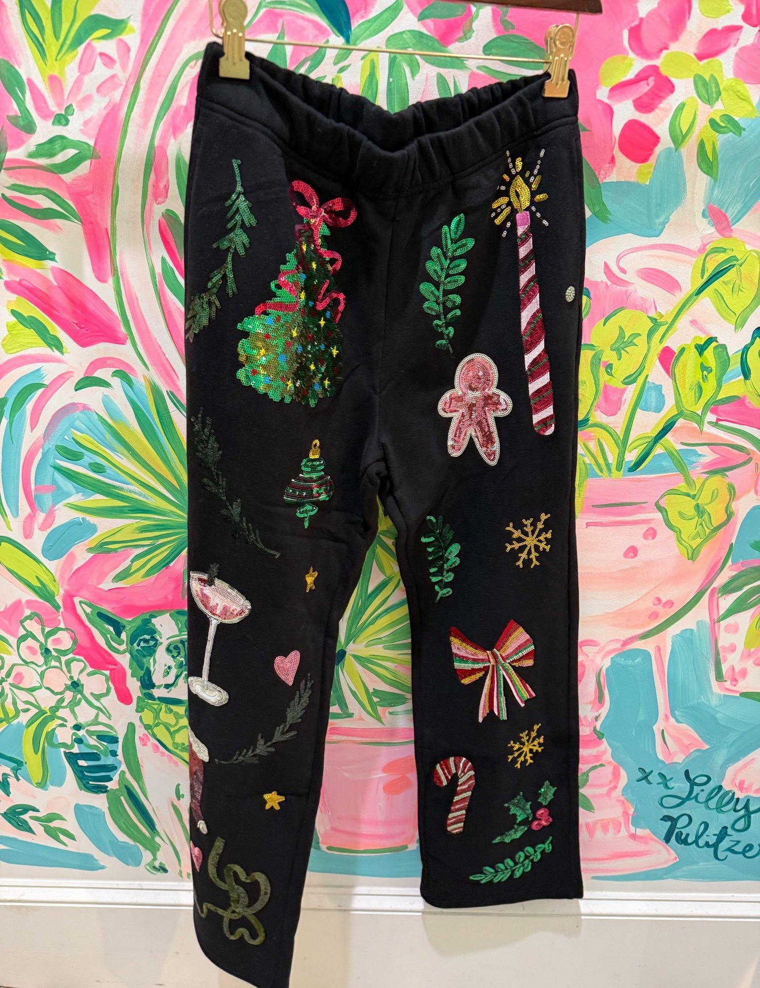 Black Christmas Icon Sweat PantQueen of SparklesThe Printed Peach Savannah