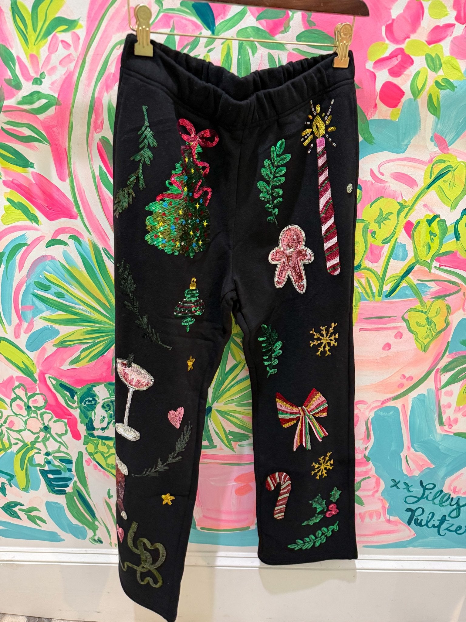 Black Christmas Icon Sweat PantQueen of SparklesThe Printed Peach Savannah