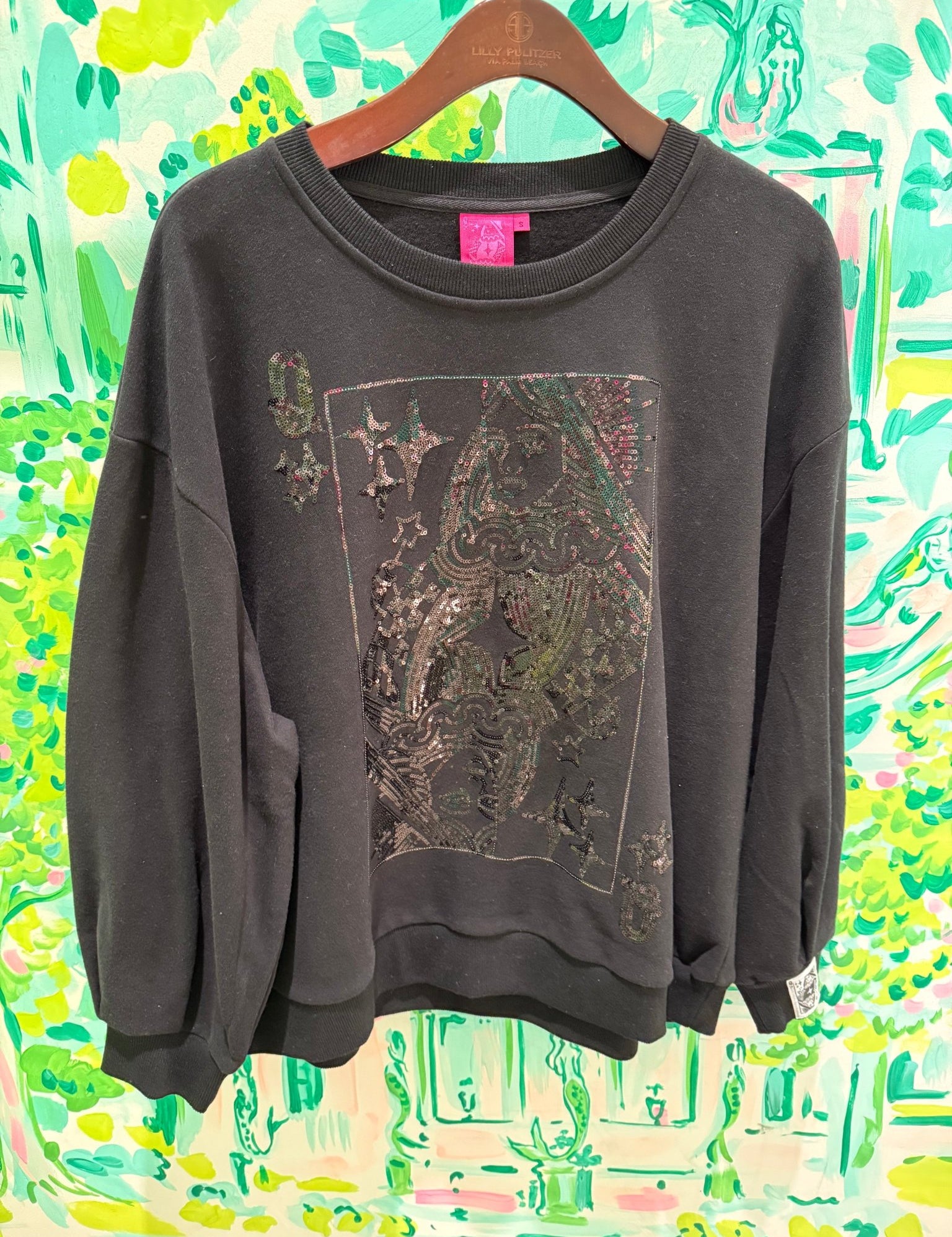 Black Tonal Queen Card SweatshirtQueen of SparklesThe Printed Peach Savannah