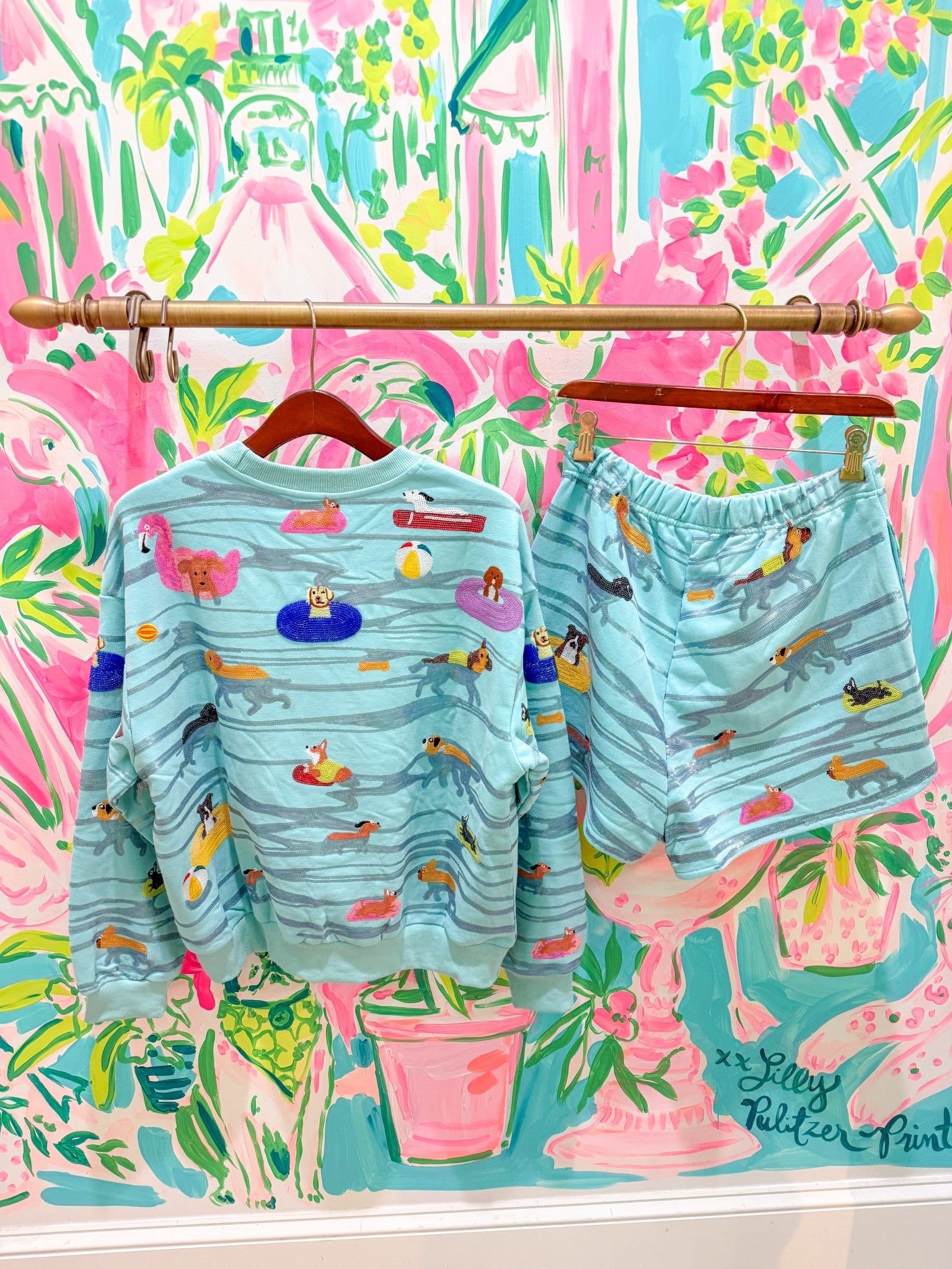 Blue Dogs Swimming on Floats ShortQueen of SparklesThe Printed Peach Savannah