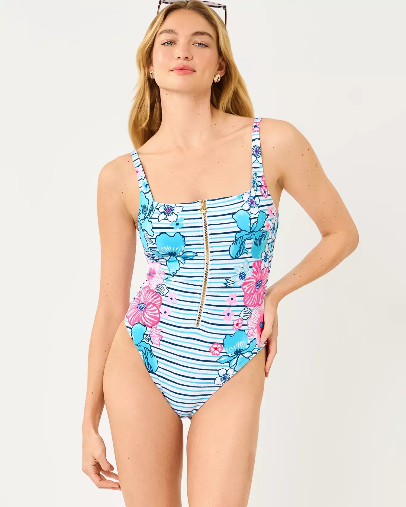 Emil One - Piece SwimsuitWomen - Swim - One - Piece SwimsuitsLILLY PULITZERThe Printed Peach Savannah