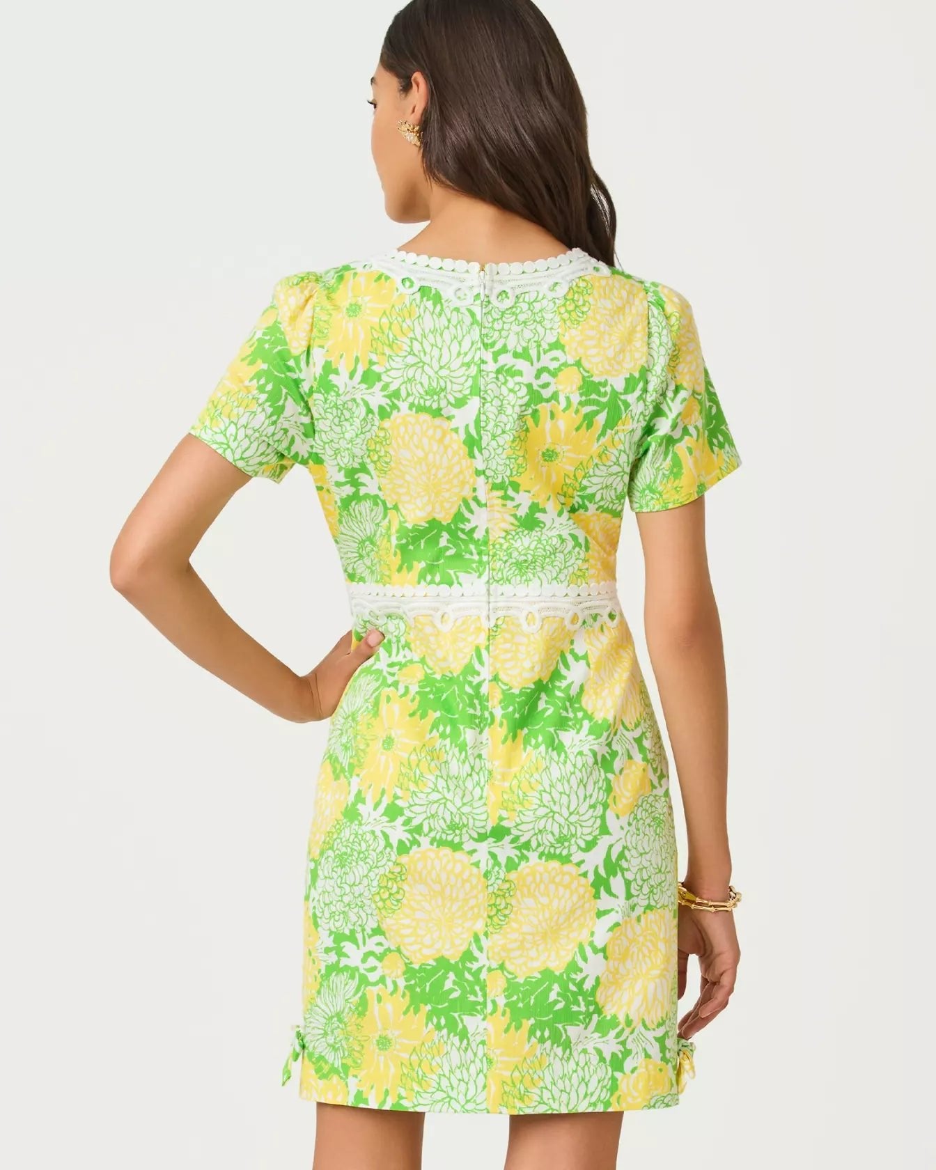 Evita Short Sleeve Stretch ShiftLILLY PULITZERThe Printed Peach Savannah