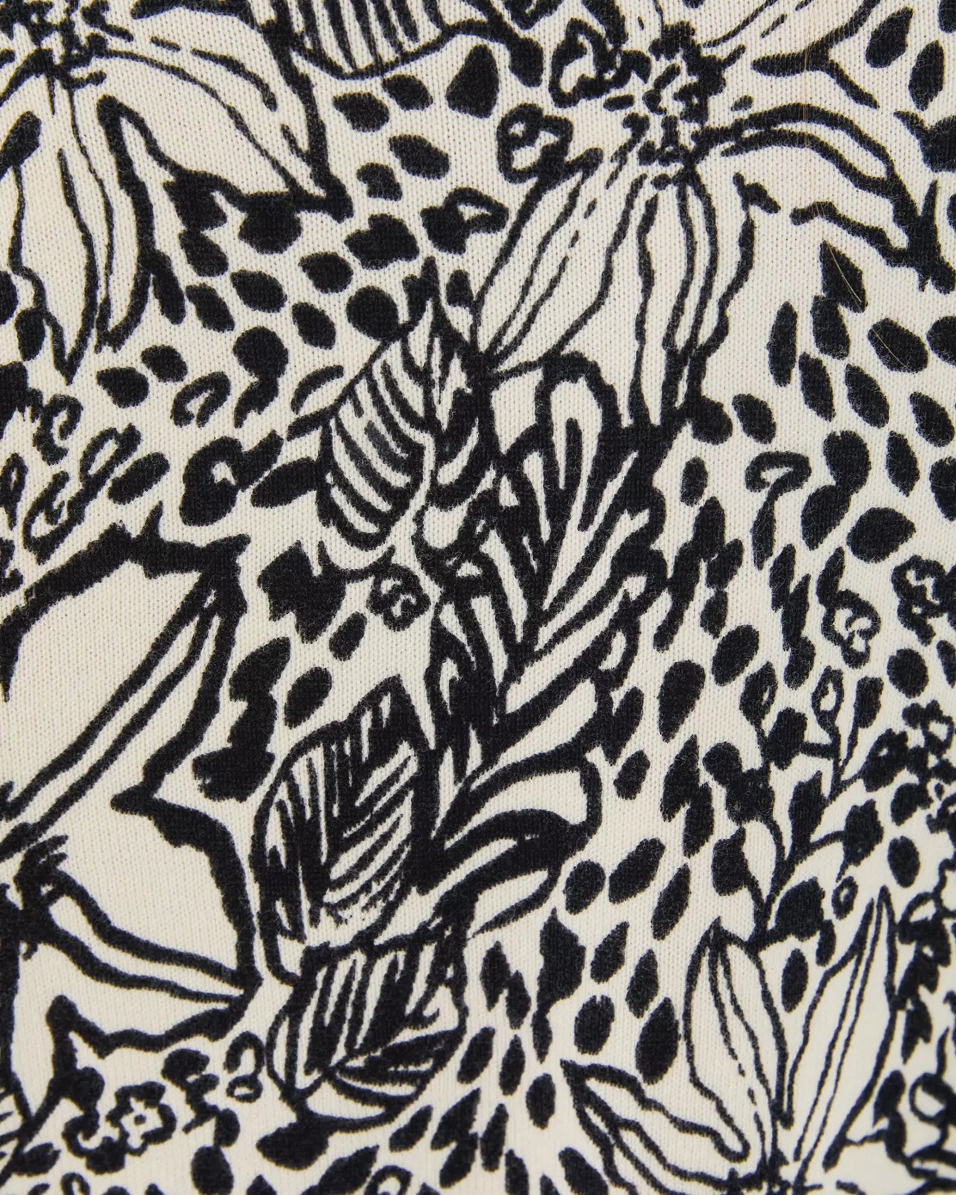 Fairley CardiganWomen - Sweaters & Cardigans - Cardigans & VestsLILLY PULITZERThe Printed Peach Savannah