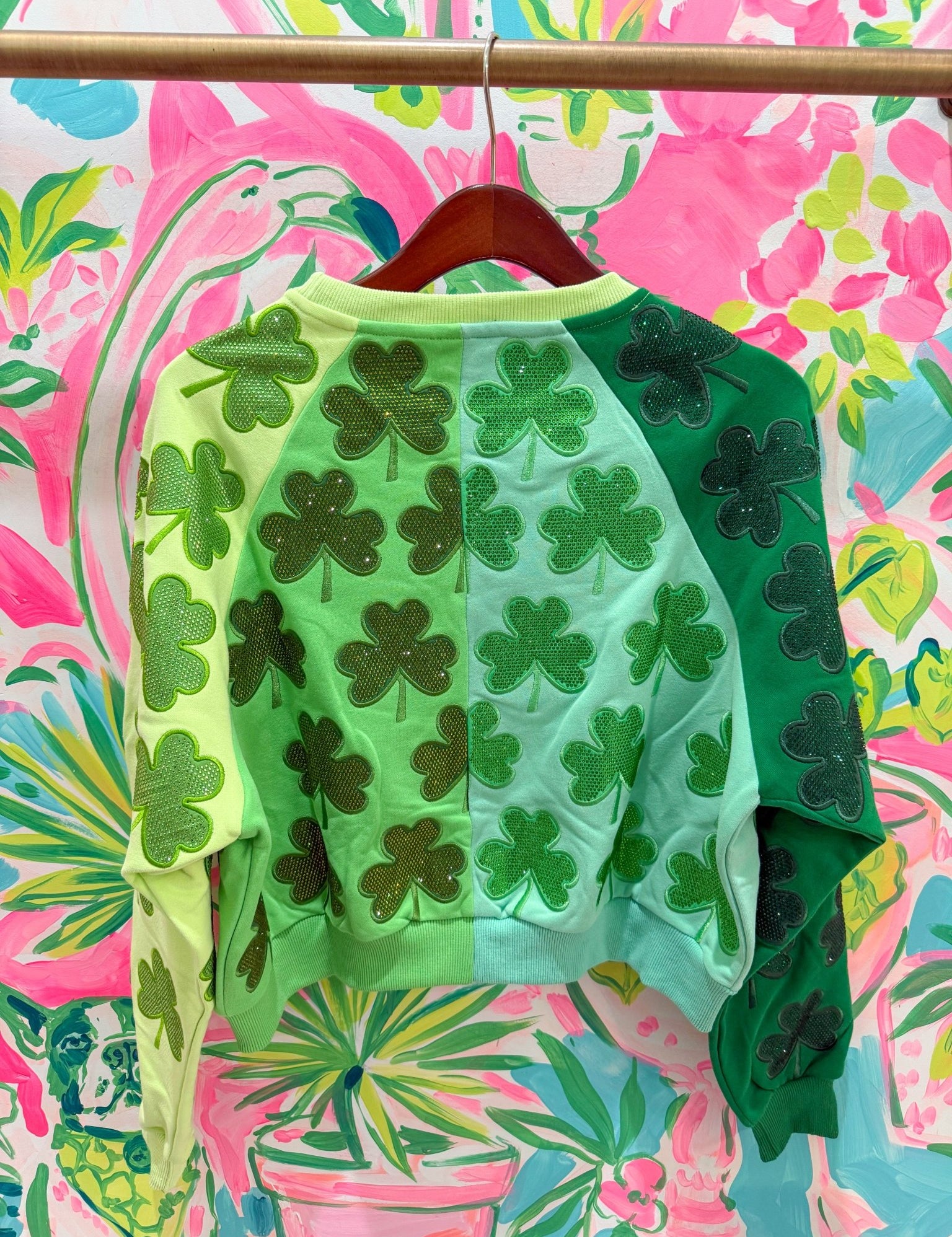 Green Cotton Colorblock Rhinestone Shamrock SweatshirtQueen of SparklesThe Printed Peach Savannah