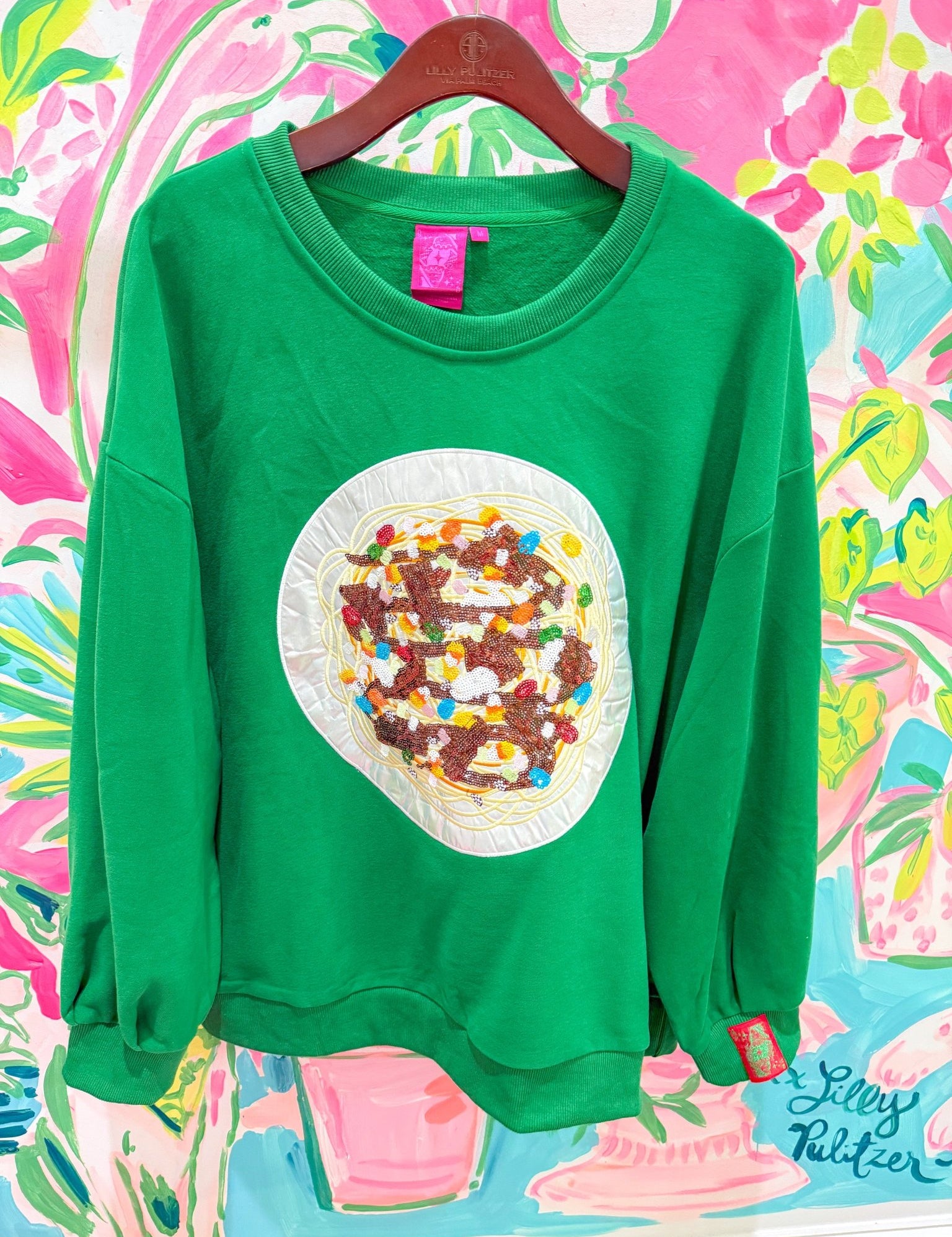 Green Elf Spaghetti SweatshirtQueen of SparklesThe Printed Peach Savannah