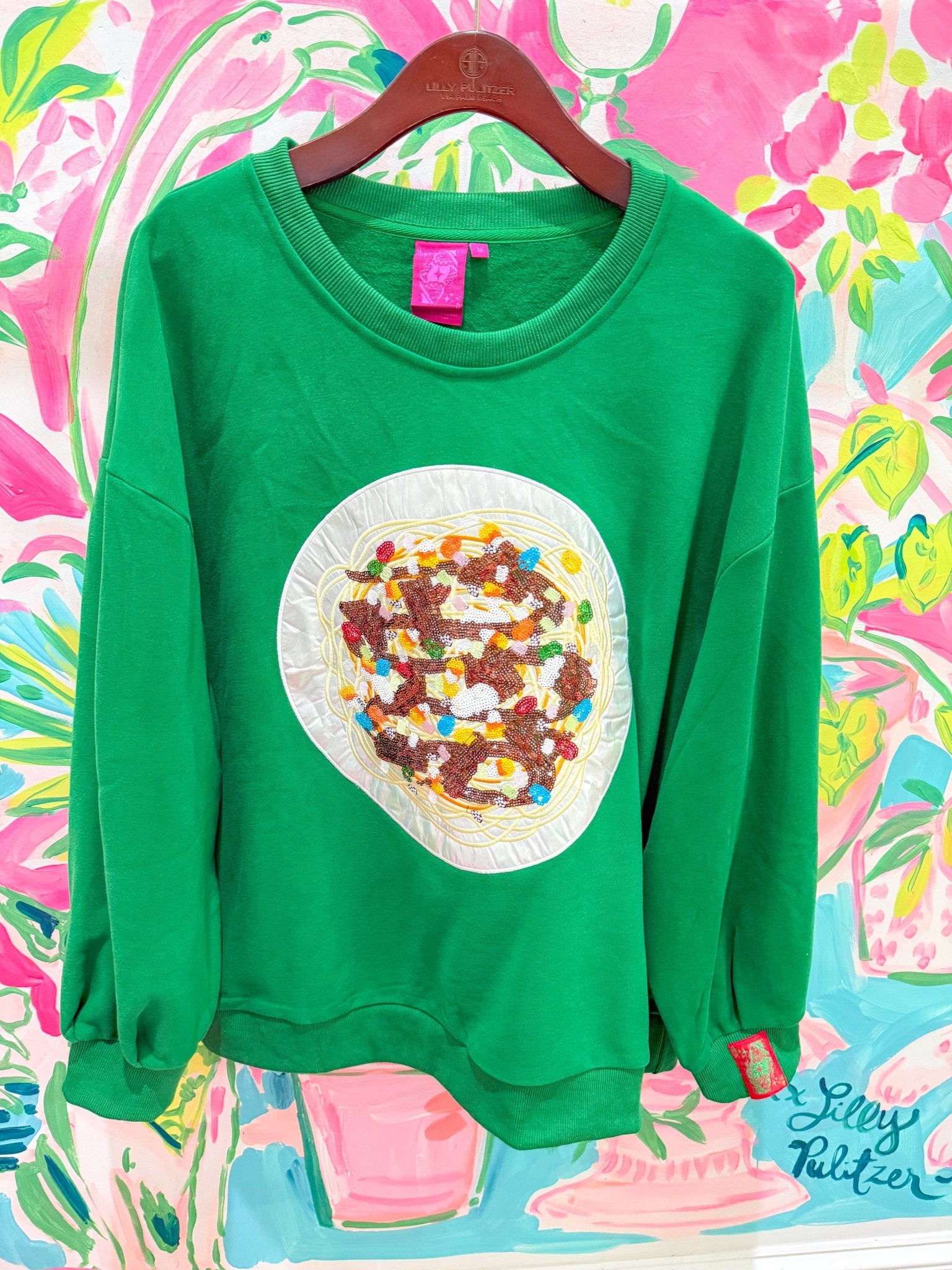 Green Elf Spaghetti SweatshirtQueen of SparklesThe Printed Peach Savannah