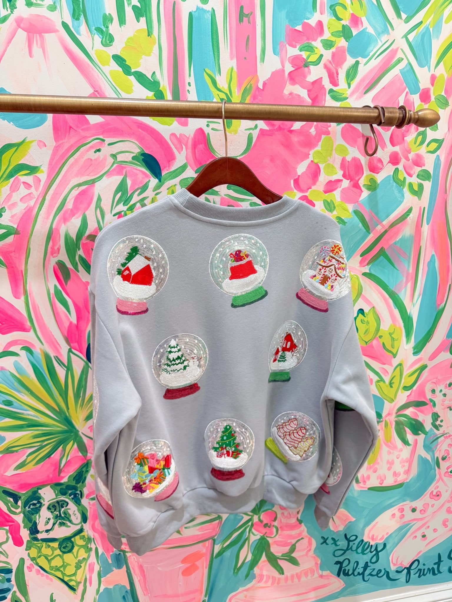 Grey Snowglobe SweatshirtQueen of SparklesThe Printed Peach Savannah