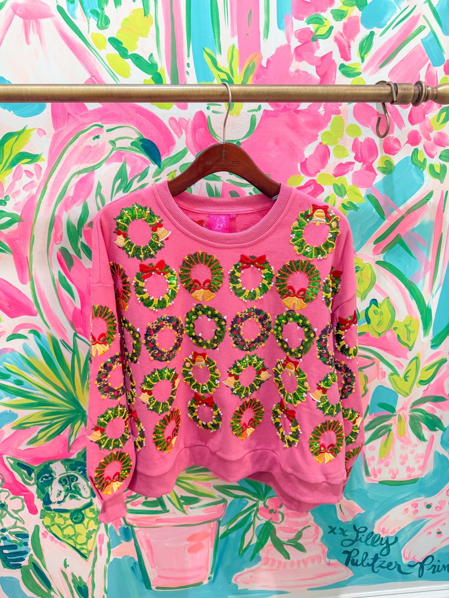 Hot Pink Multi Wreaths ShortQueen of SparklesThe Printed Peach Savannah