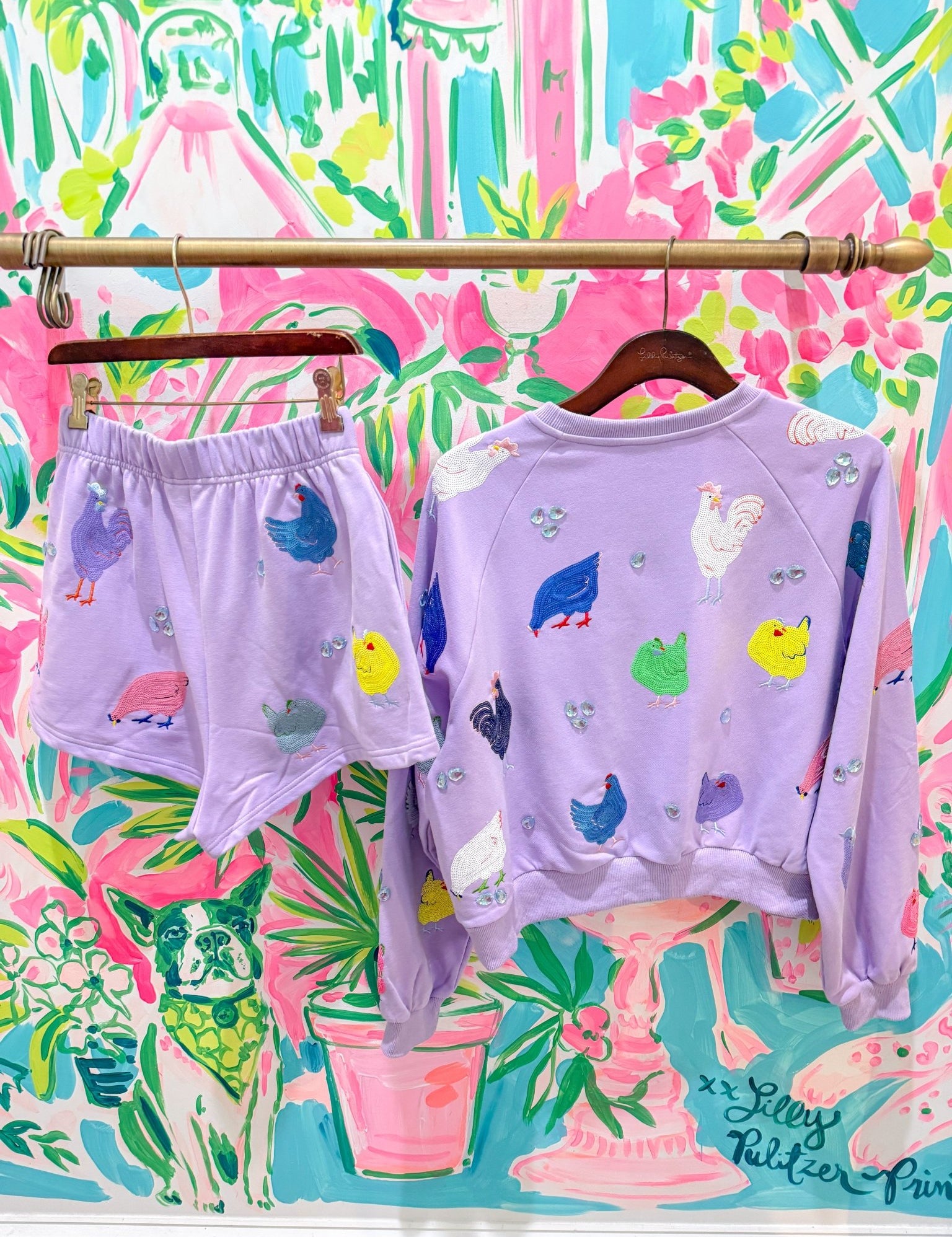 Lavender Multi Chicken ShortQueen of SparklesThe Printed Peach Savannah