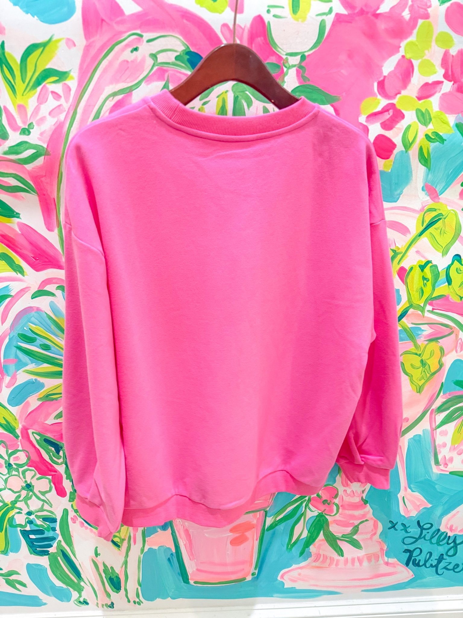 Licensed Hot Pink 'Diet Coke' Bow SweatshirtQueen of SparklesThe Printed Peach Savannah
