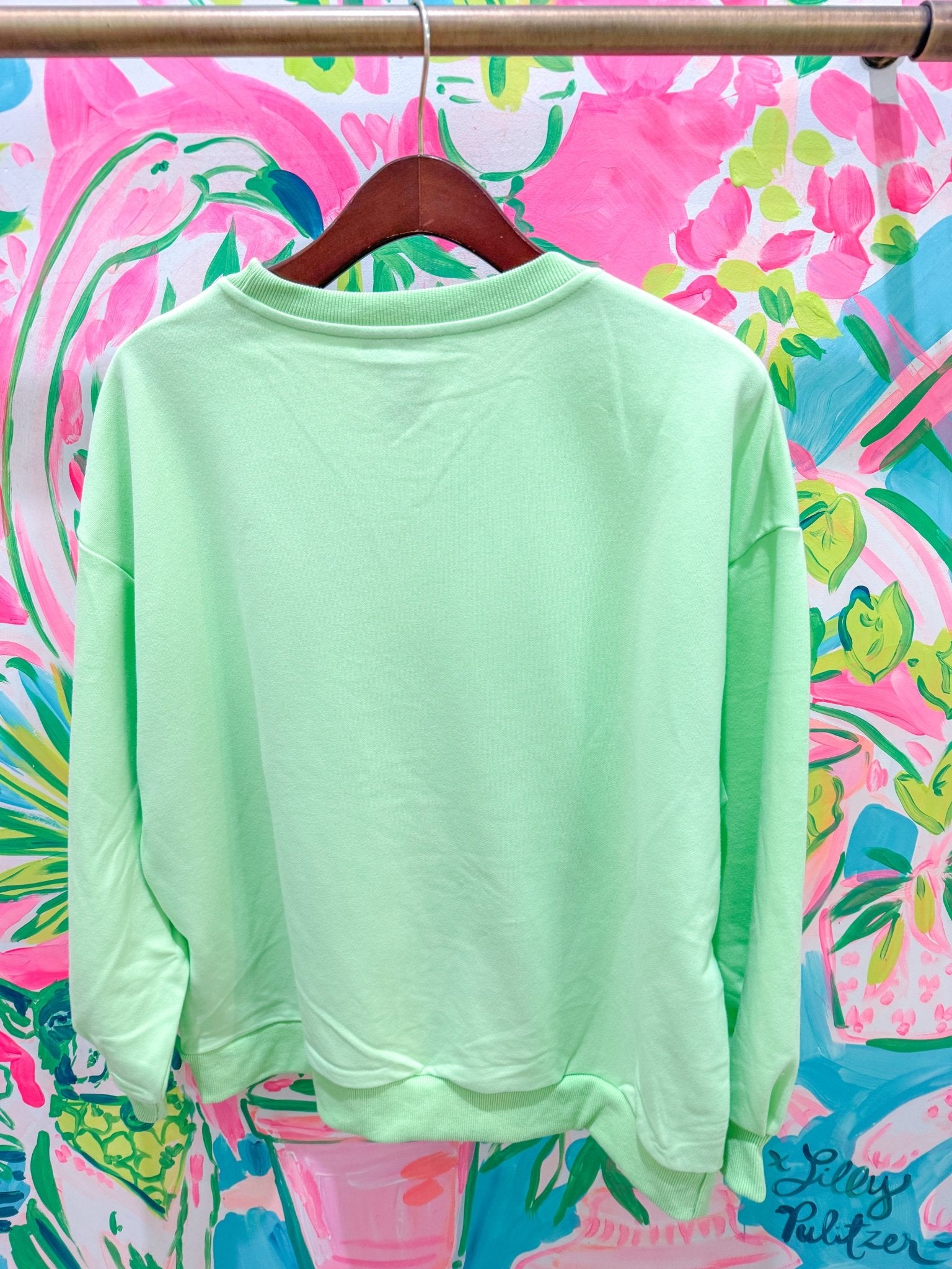 Light Green Queen of the Sea Card Logo SweatshirtQueen of SparklesThe Printed Peach Savannah