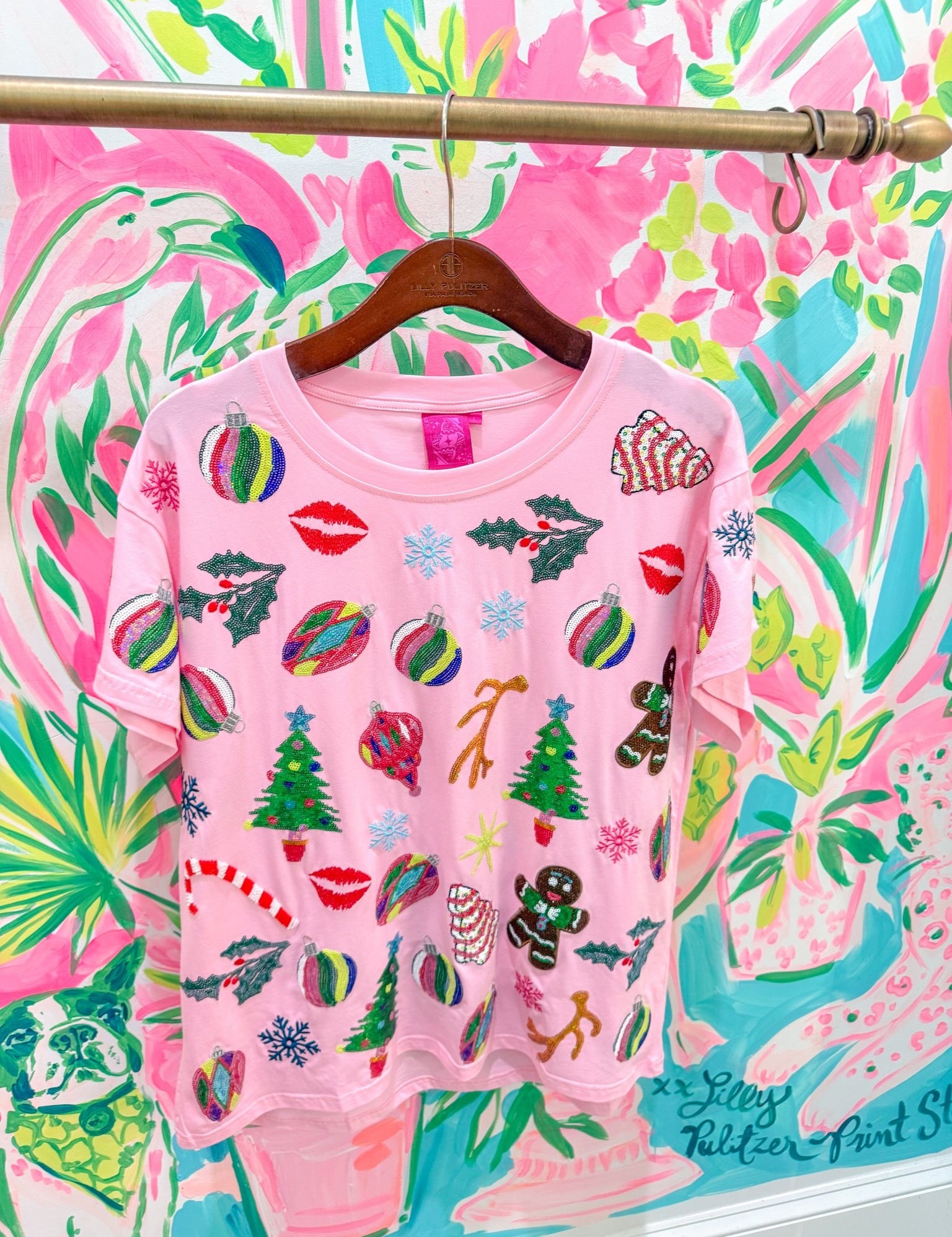 Light Pink Christmas Icons TeeQueen of SparklesThe Printed Peach Savannah