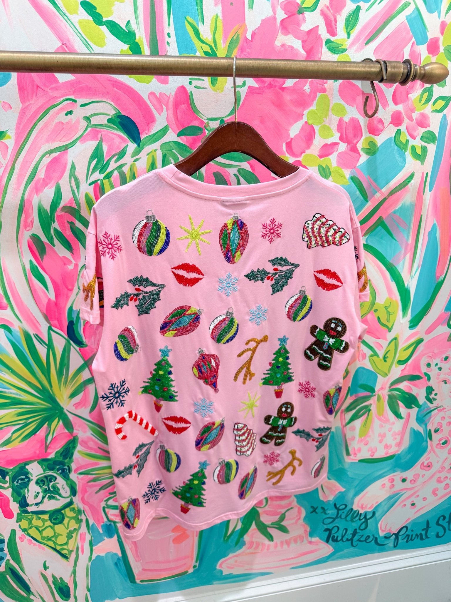 Light Pink Christmas Icons TeeQueen of SparklesThe Printed Peach Savannah