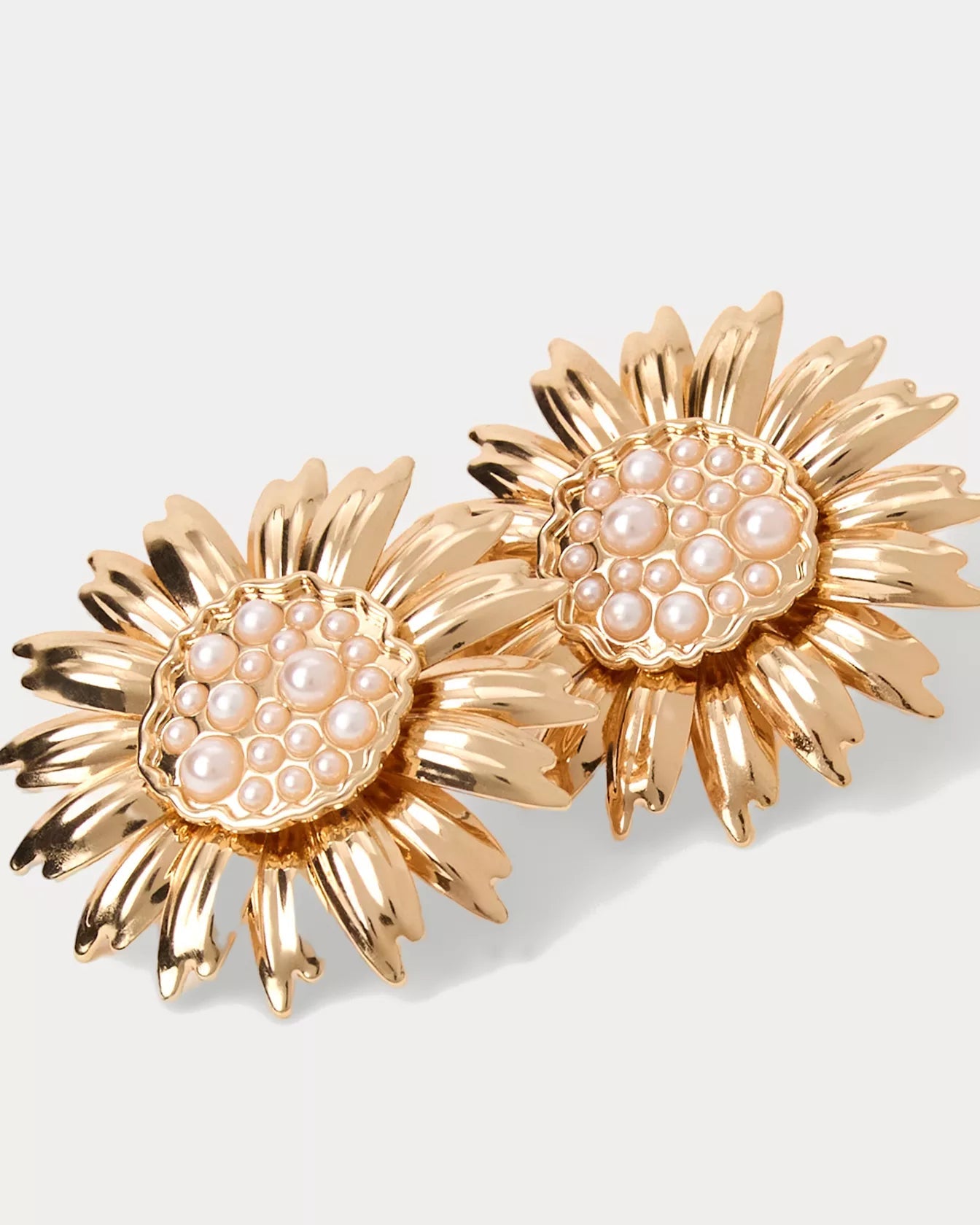 Lilly Garden EarringsAccessories - Jewelry - EarringsLILLY PULITZERThe Printed Peach Savannah