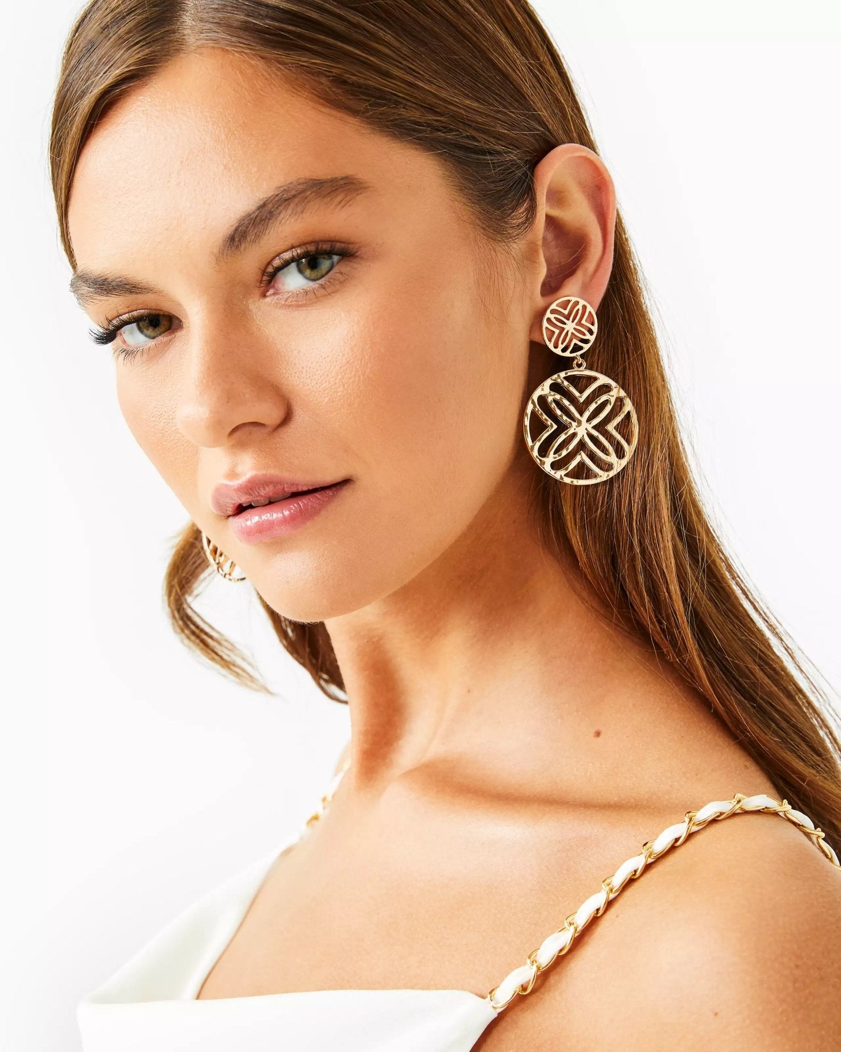 Lilly Logo Statement EarringsHeartland Retail ItemsLILLY PULITZERThe Printed Peach Savannah