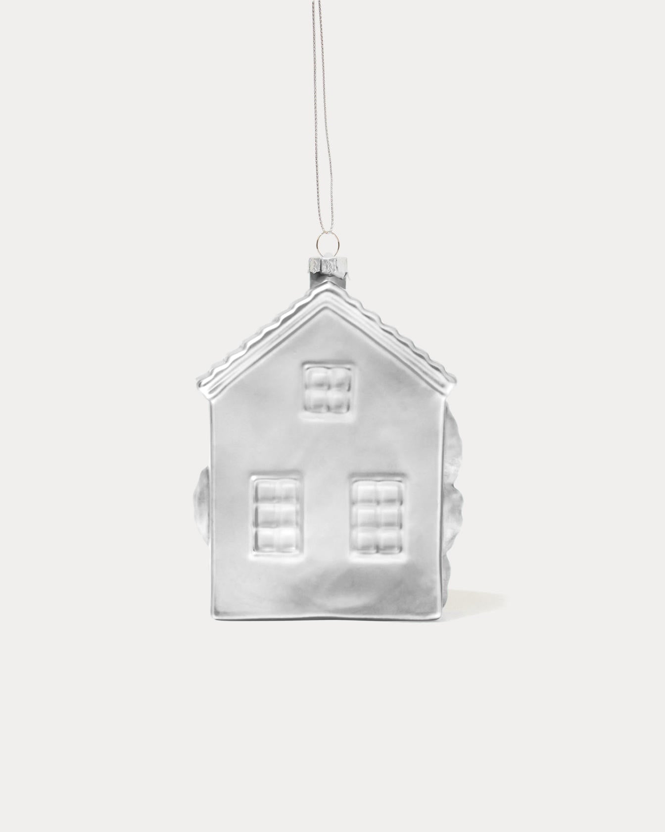 Lilly's House Glass OrnamentHome & Gifts - Home DecorLILLY PULITZERThe Printed Peach Savannah