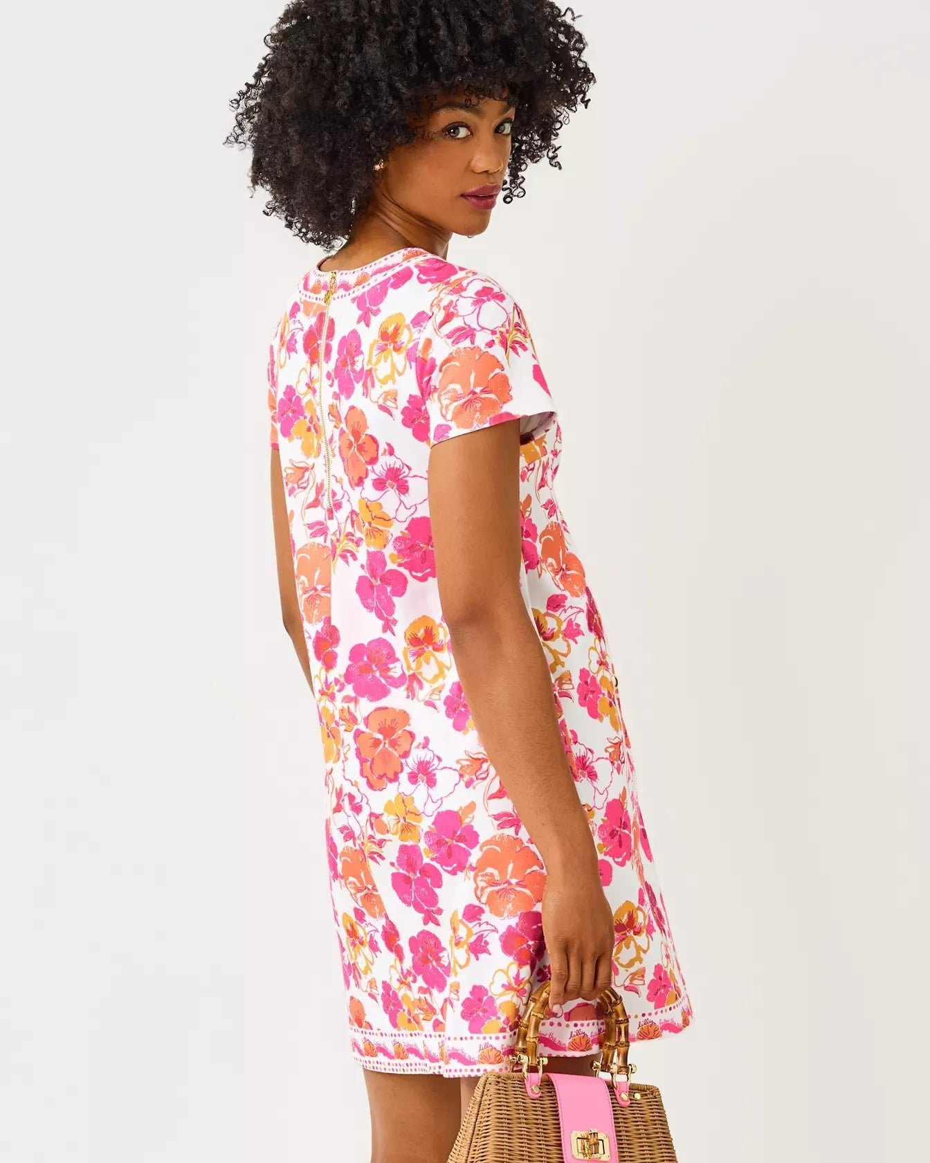 Linnea Shift DressWomen - Dresses - A-Line/Easy DressesLILLY PULITZERThe Printed Peach Savannah