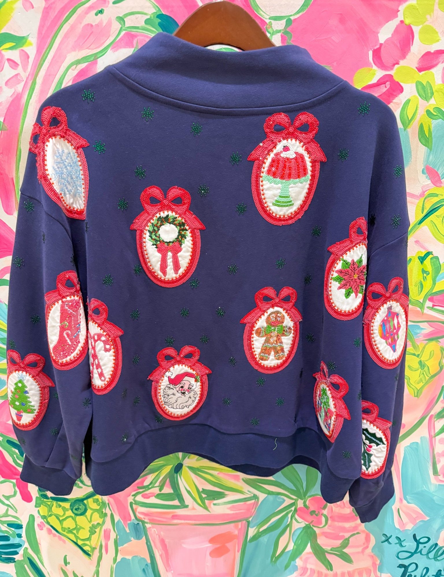 Navy Wallpaper Mockneck SweatshirtQueen of SparklesThe Printed Peach Savannah