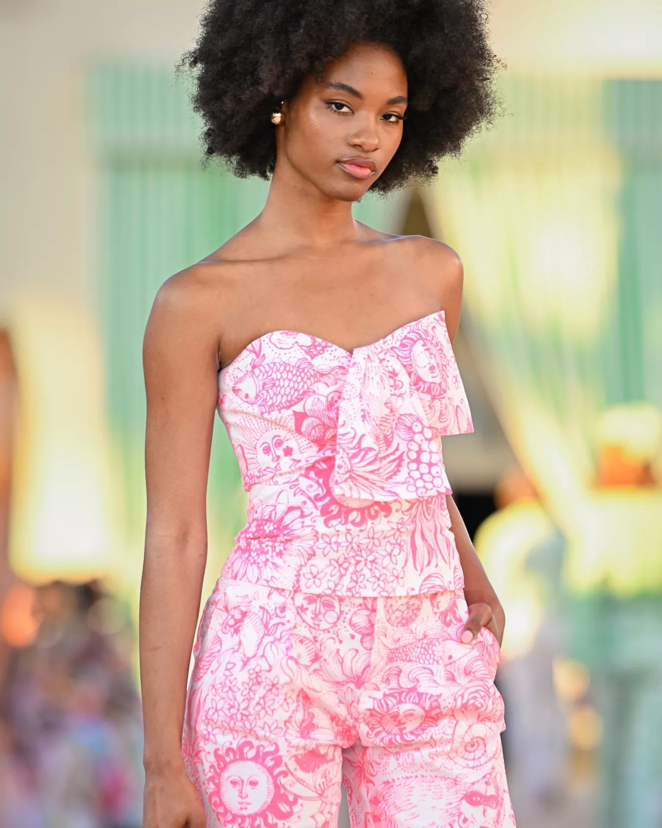 Parni Strapless Cropped TopWomen - TopsLILLY PULITZERThe Printed Peach Savannah