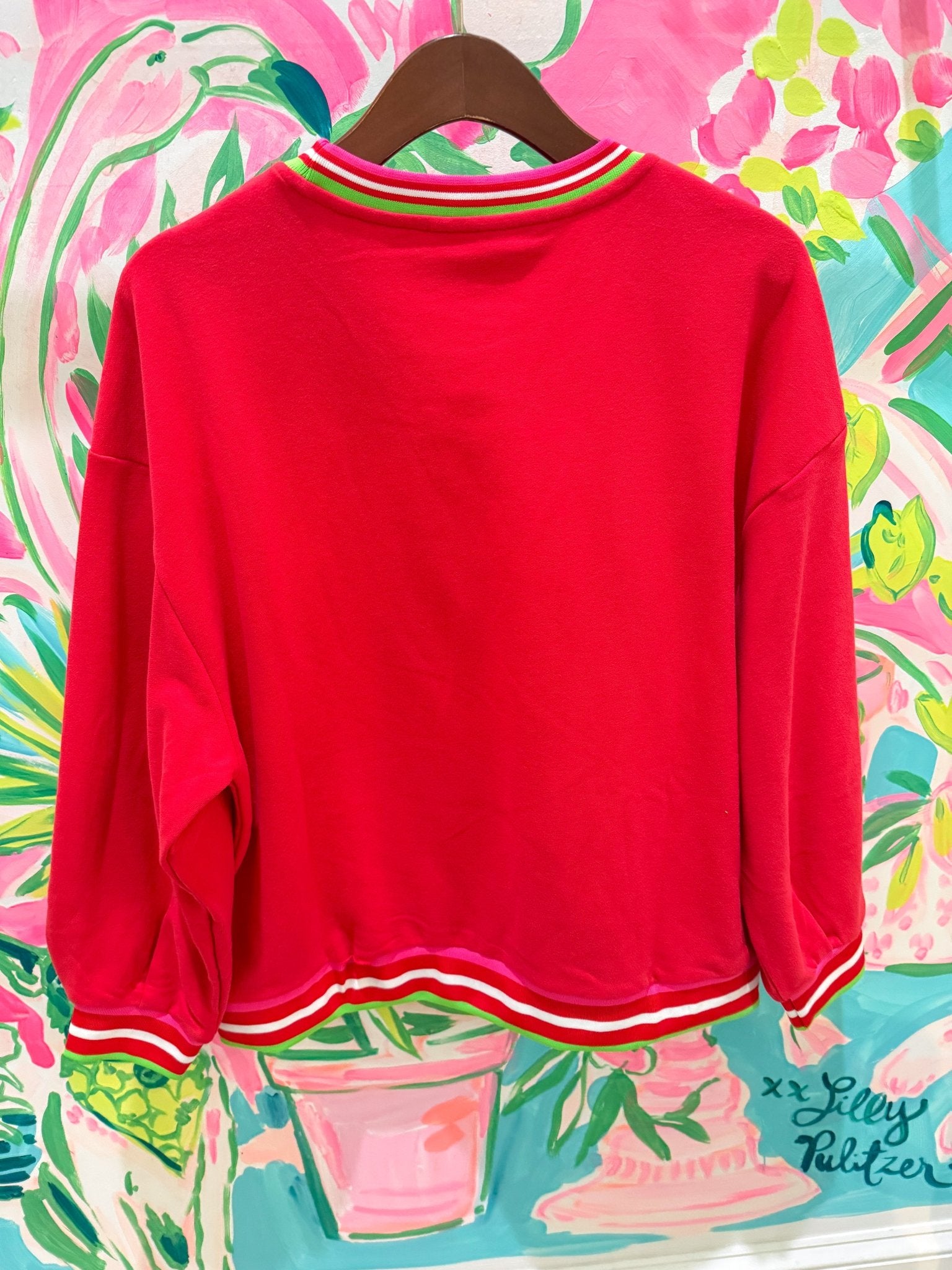 Red Multi Hat Metallic Santa SweatshirtQueen of SparklesThe Printed Peach Savannah