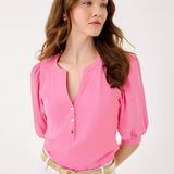 Ronson Knit TopWomen - Tops - TeesLILLY PULITZERThe Printed Peach Savannah