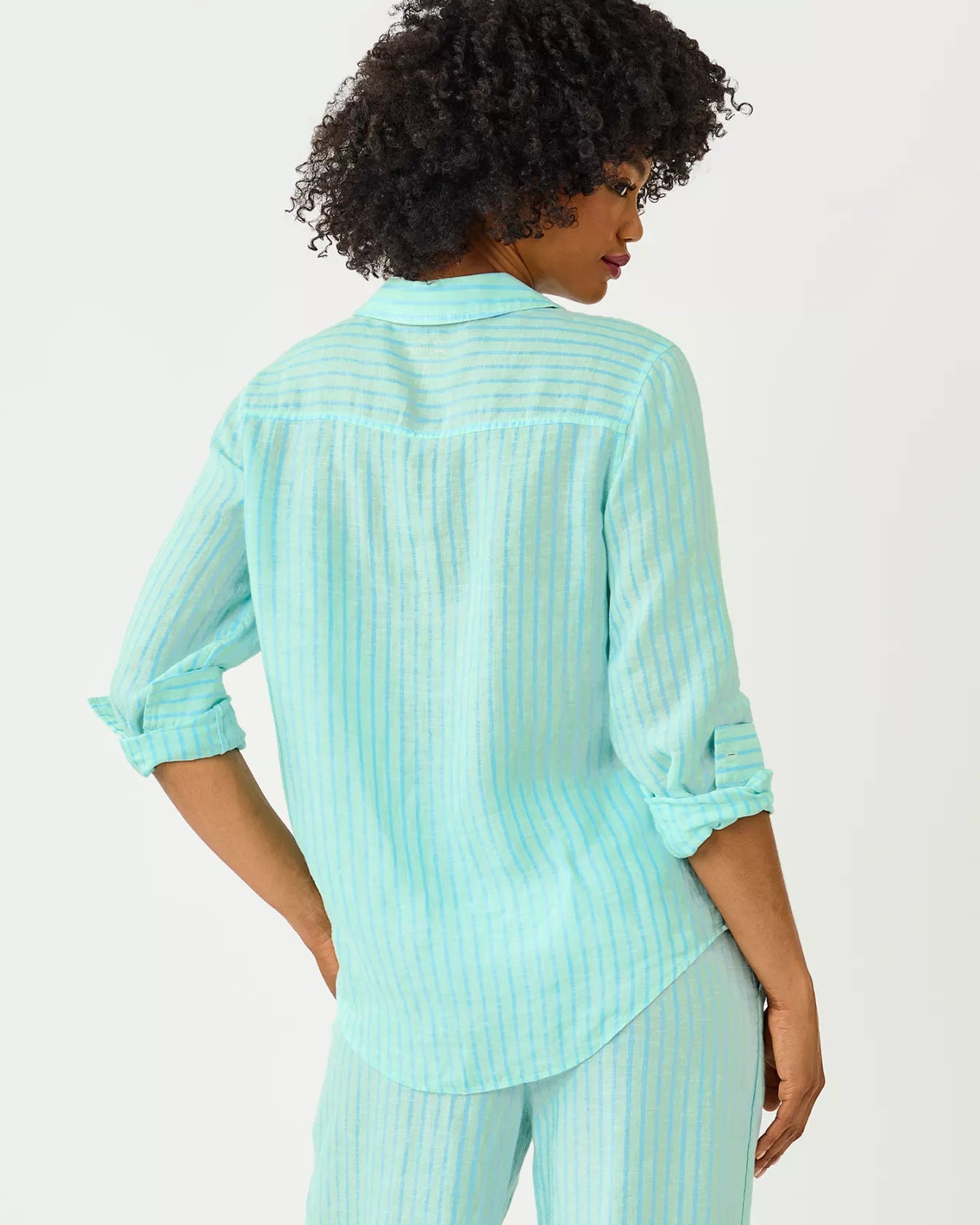 Sea View Button DownWomen - Tops - Tunics & ShirtsLILLY PULITZERThe Printed Peach Savannah