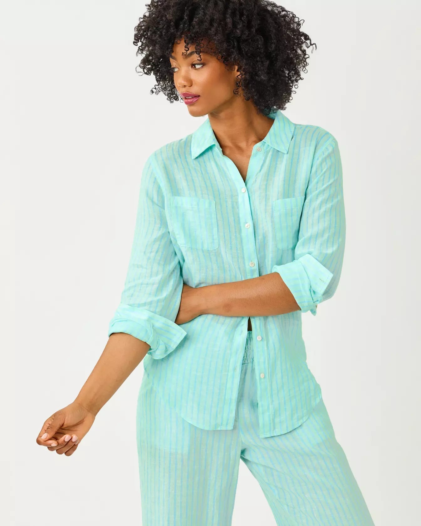 Sea View Button DownWomen - Tops - Tunics & ShirtsLILLY PULITZERThe Printed Peach Savannah