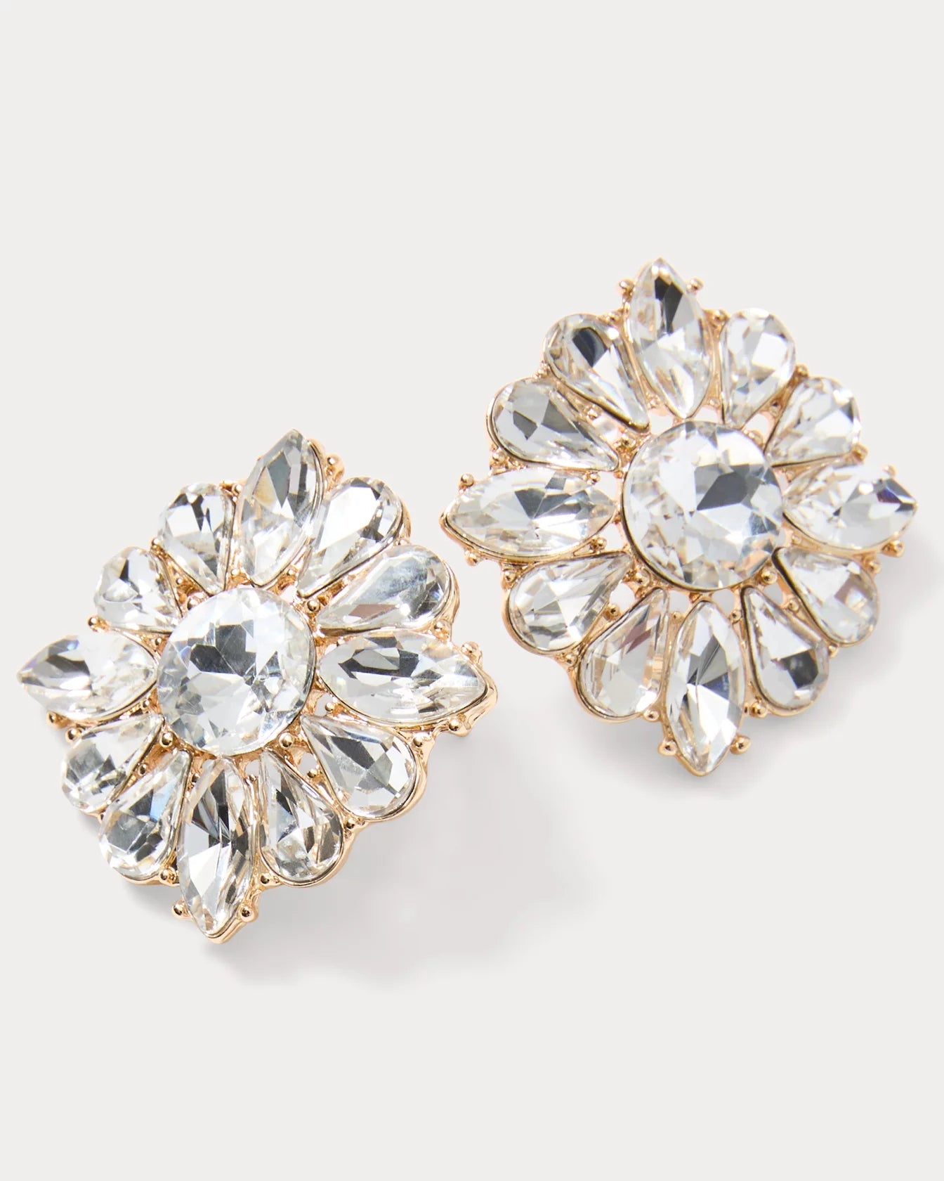 Spicy Socialite Stud EarringsAccessories - Jewelry - EarringsLILLY PULITZERThe Printed Peach Savannah