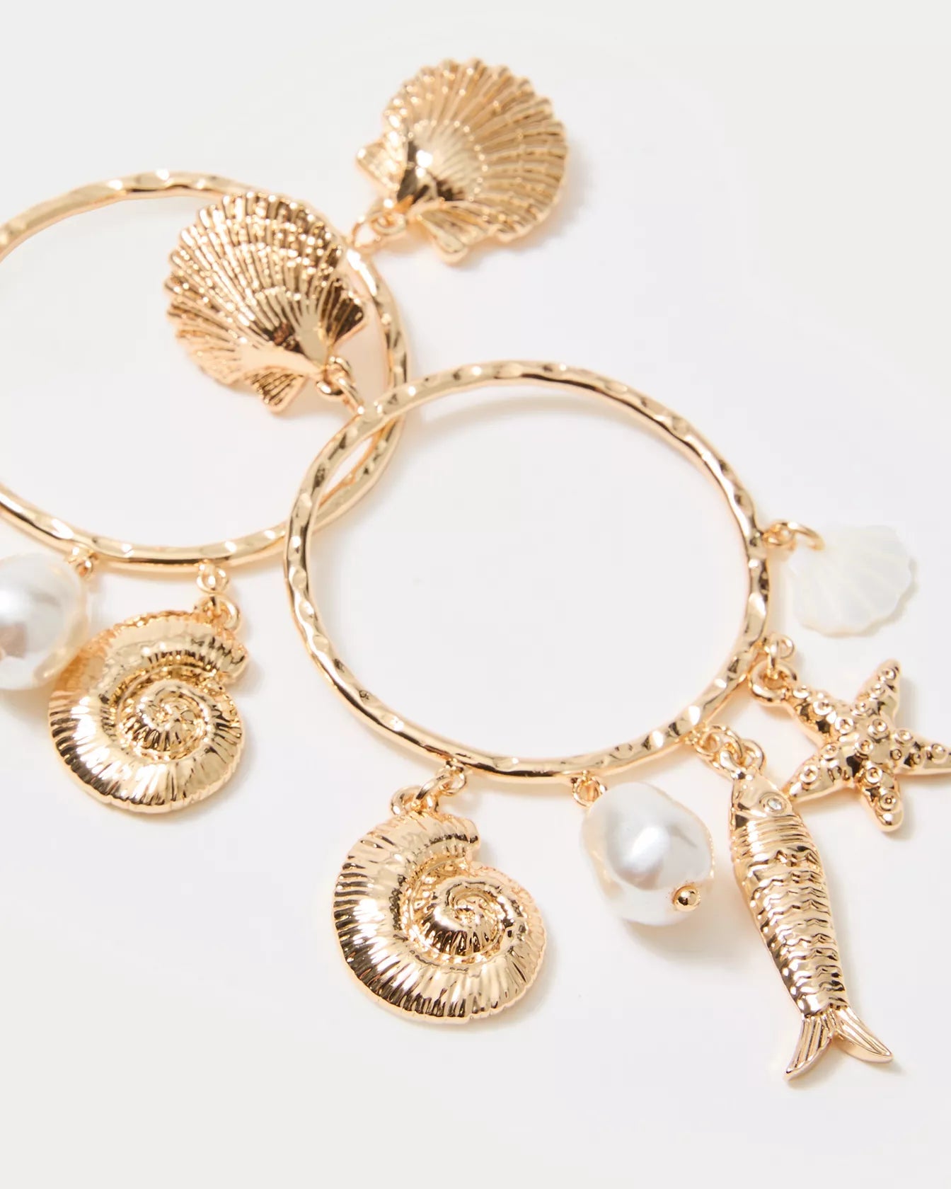 Summer Serenade Charm Hoop EarringsHeartland Retail ItemsLILLY PULITZERThe Printed Peach Savannah