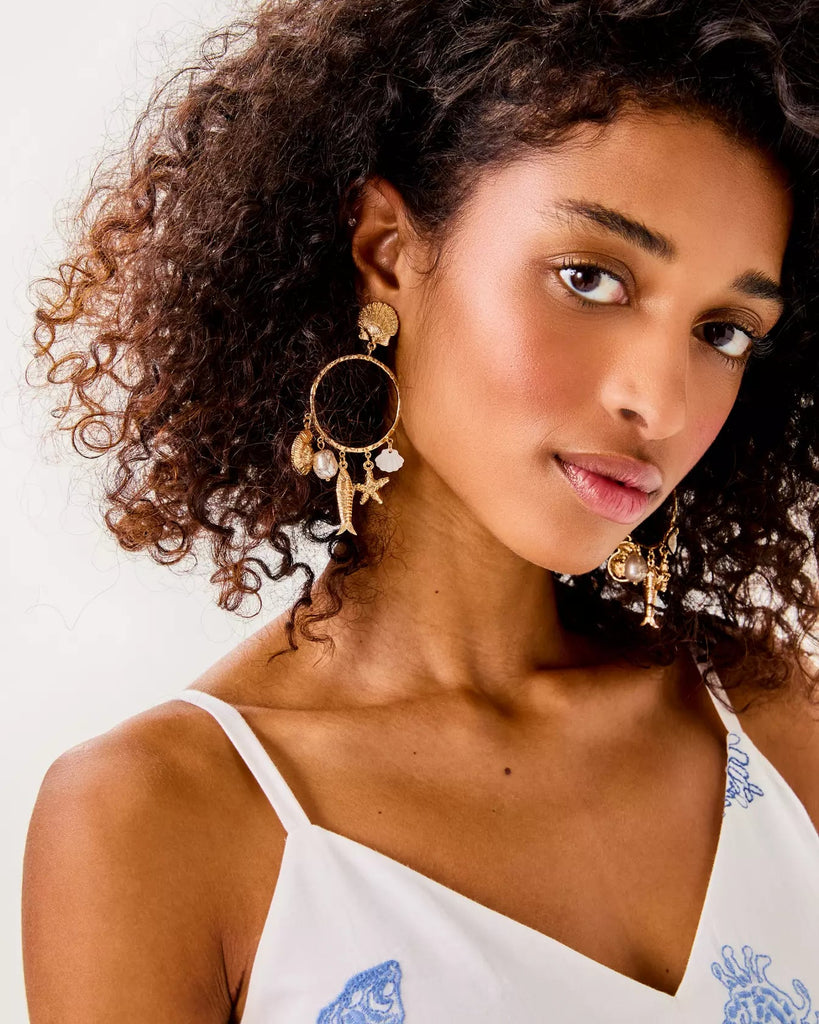 Summer Serenade Charm Hoop EarringsHeartland Retail ItemsLILLY PULITZERThe Printed Peach Savannah