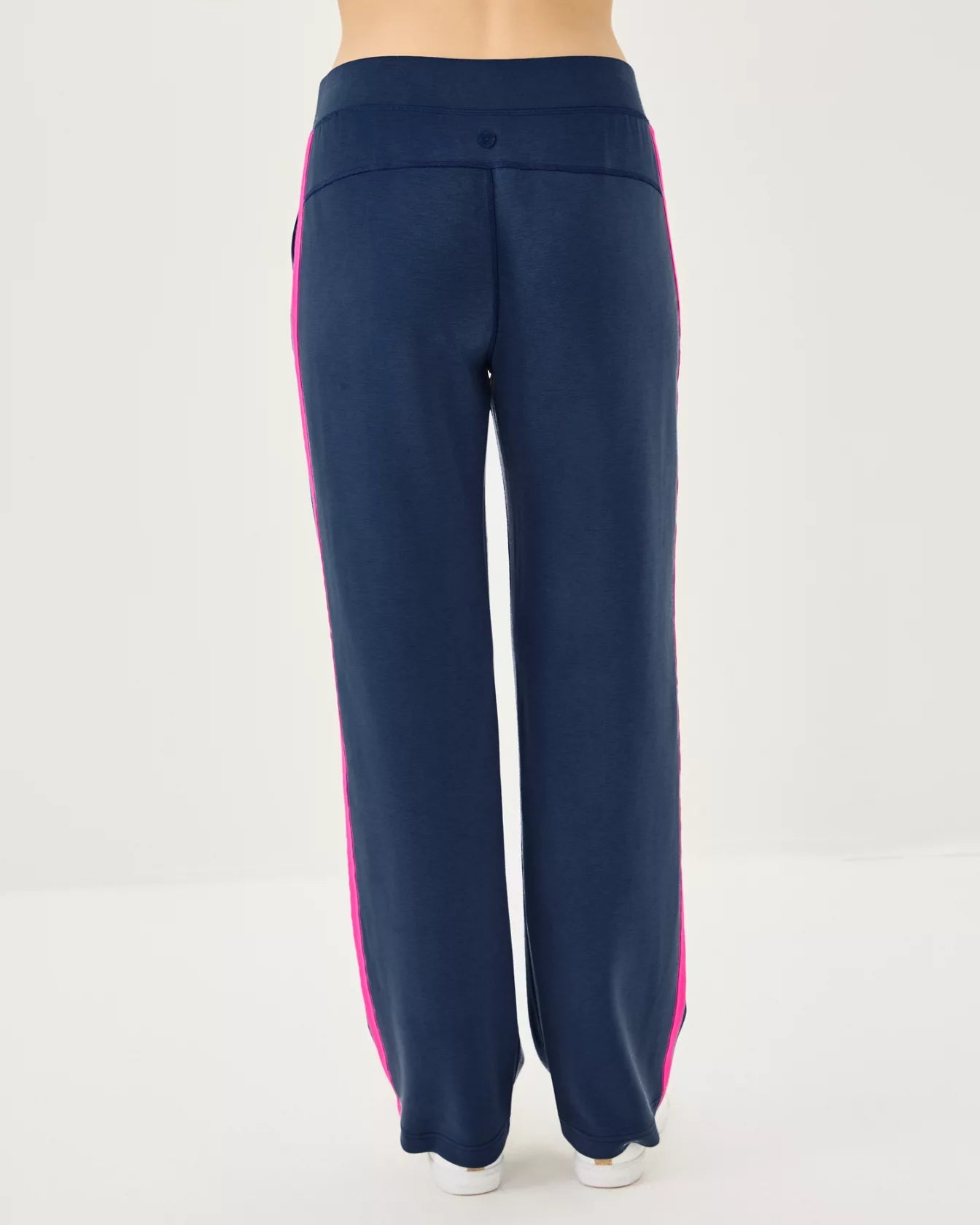 UPF 50+ 30.5" Alwyn High Rise PantWomens - Loungewear - BottomsLILLY PULITZERThe Printed Peach Savannah