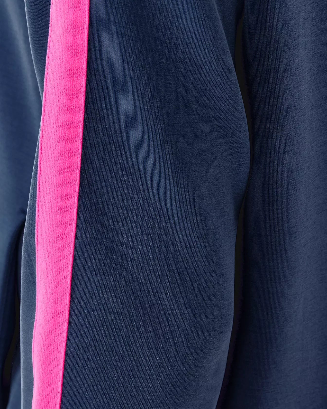 UPF 50+ Fenella Zip - Up HoodieWomens - Loungewear - TopsLILLY PULITZERThe Printed Peach Savannah