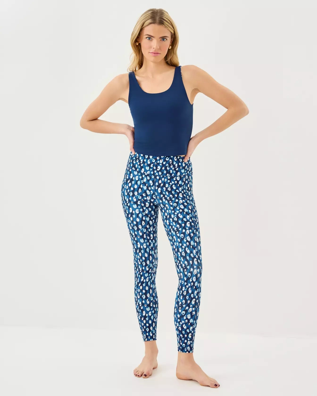 UPF 50+ Luxletic 26" Weekender High Rise LeggingActive - Active Bottoms - Leggings & PantsLILLY PULITZERThe Printed Peach Savannah
