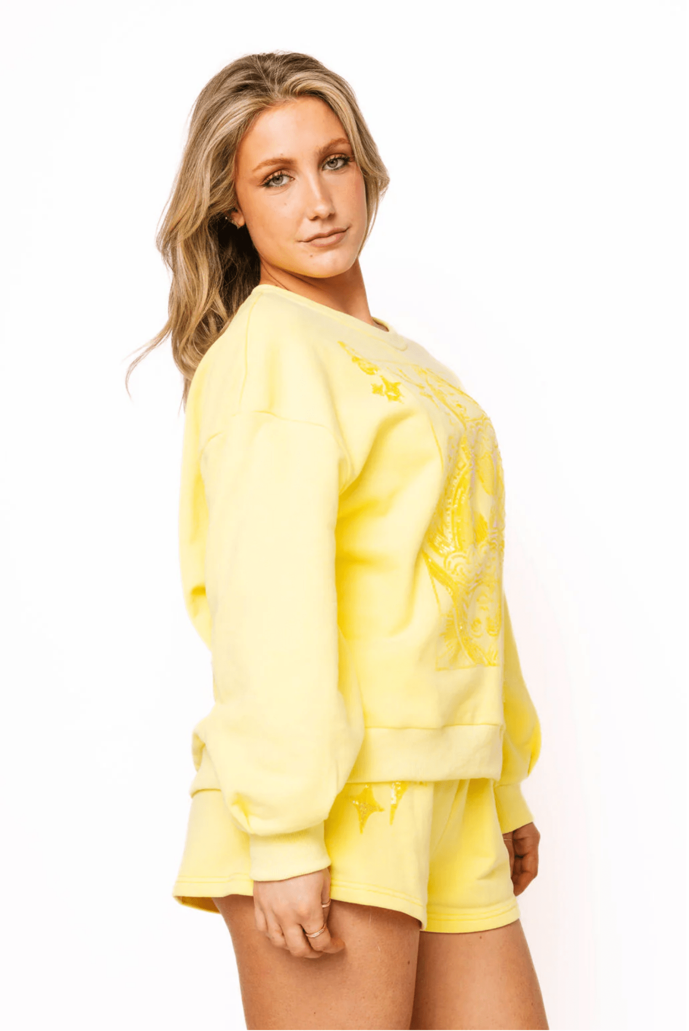 Yellow Tonal QOS Card Logo SweatshirtWomen - Tops - Sweatshirts & PopoversQueen of SparklesThe Printed Peach Savannah